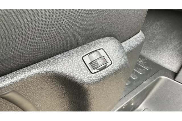 Peugeot E-Traveller (2024) thumbnail 17