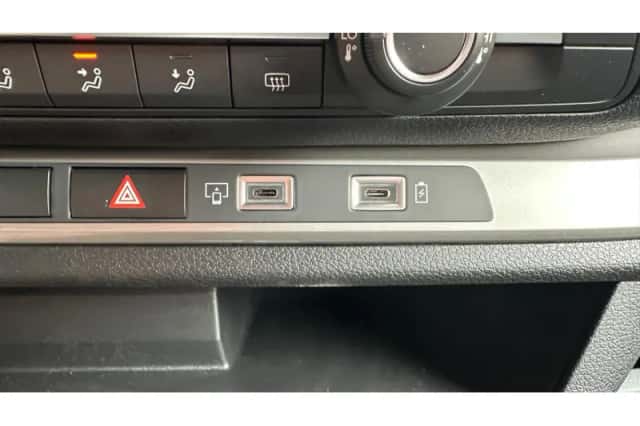 Peugeot E-Traveller (2024) thumbnail 24