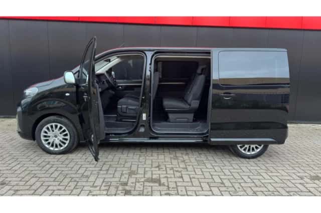 Peugeot E-Traveller (2024) thumbnail 7