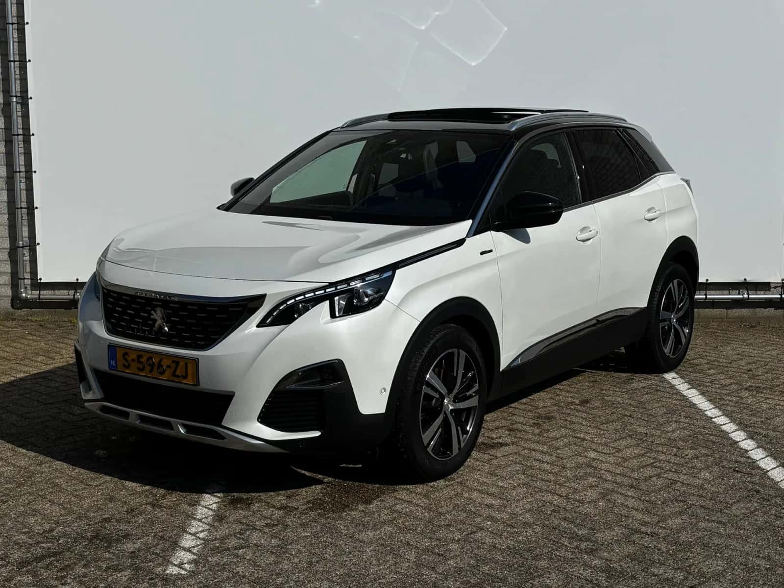 Peugeot 3008 (2020) — foto 1