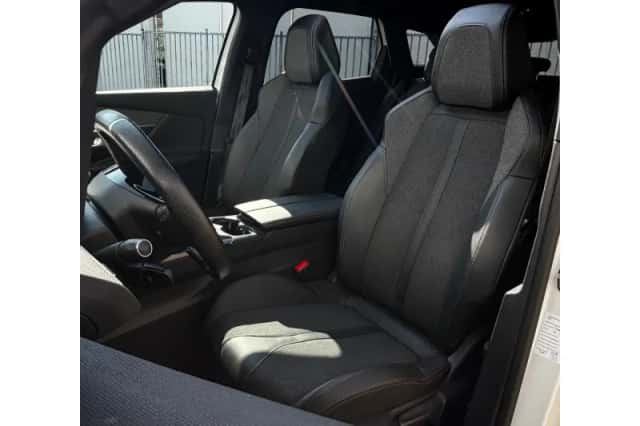 Peugeot 3008 (2020) thumbnail 17