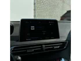 Peugeot 3008 (2020) thumbnail 20