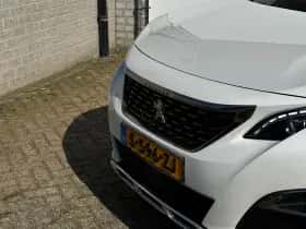 Peugeot 3008 (2020) thumbnail 3