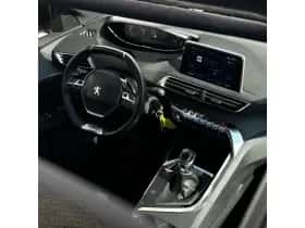 Peugeot 3008 (2020) thumbnail 30