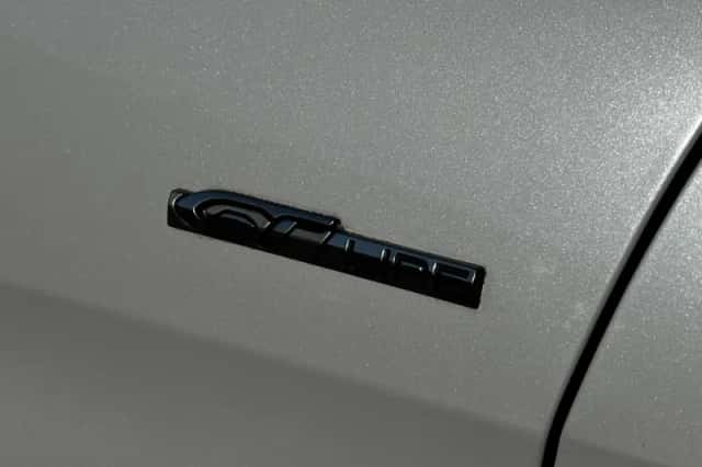 Peugeot 3008 (2020) thumbnail 6