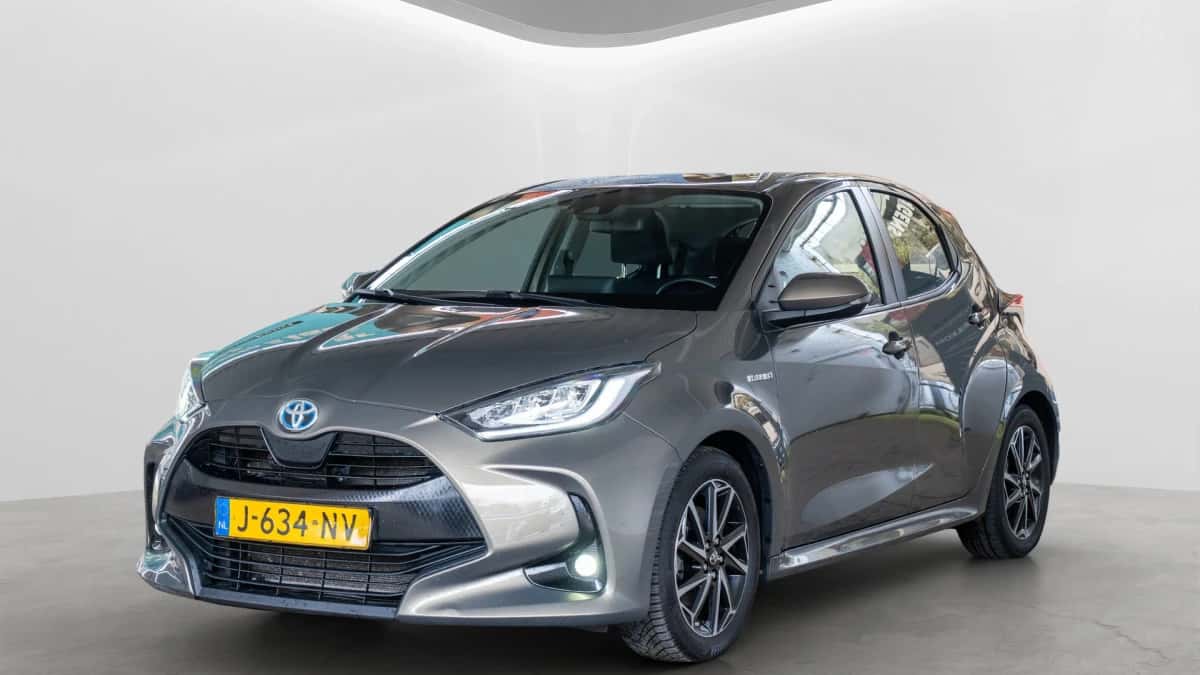 Toyota Yaris (2020) — foto 1