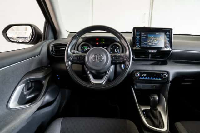 Toyota Yaris (2020) thumbnail 13