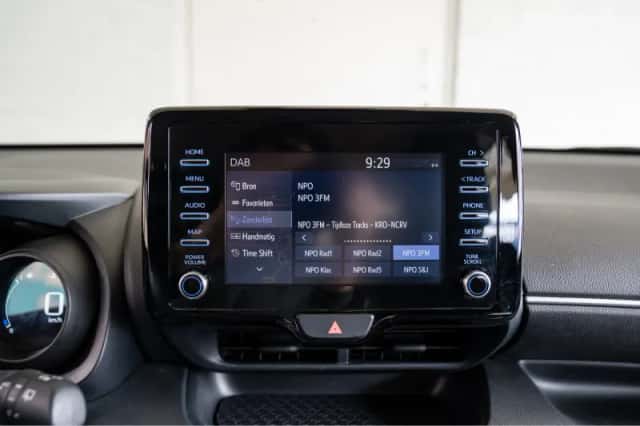 Toyota Yaris (2020) thumbnail 21