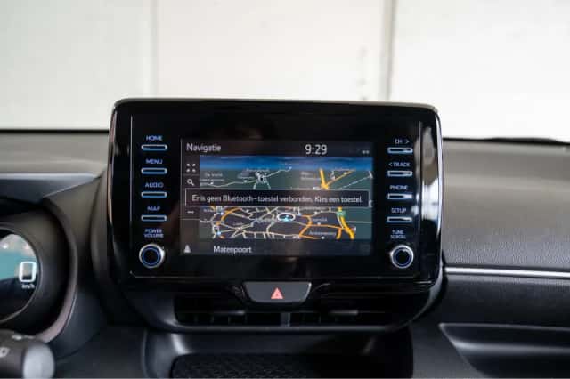 Toyota Yaris (2020) thumbnail 23