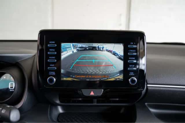 Toyota Yaris (2020) thumbnail 24