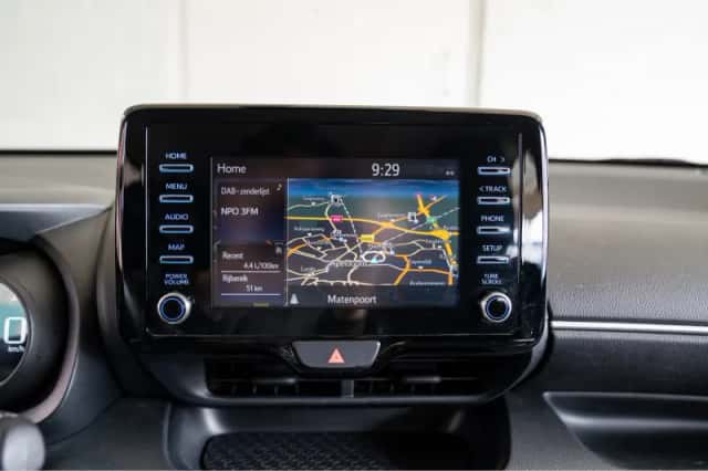 Toyota Yaris (2020) thumbnail 25