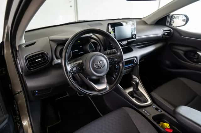 Toyota Yaris (2020) thumbnail 10