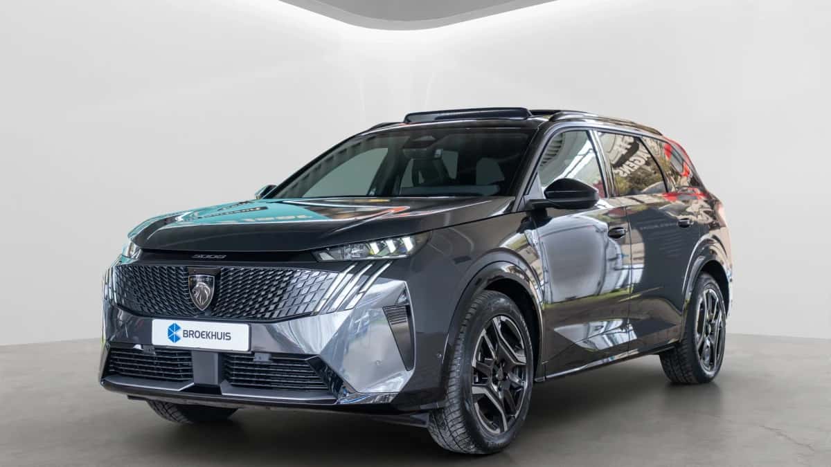 Peugeot E-5008 (2025) — foto 1