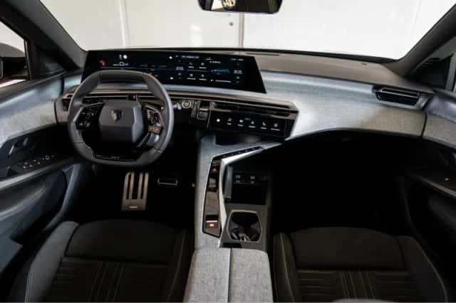 Peugeot E-5008 (2025) thumbnail 12