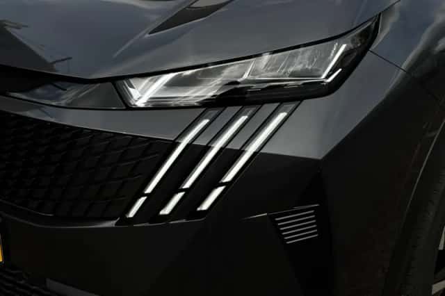 Peugeot 5008 (2026) thumbnail 4