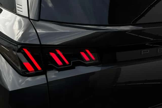 Peugeot 5008 (2026) thumbnail 9
