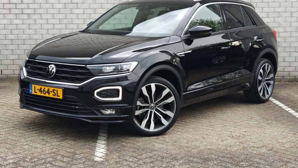 Volkswagen T-Roc (2021) — foto 1