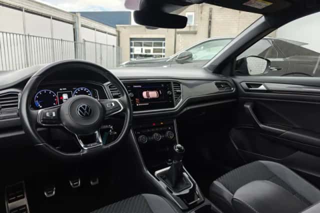 Volkswagen T-Roc (2021) thumbnail 15