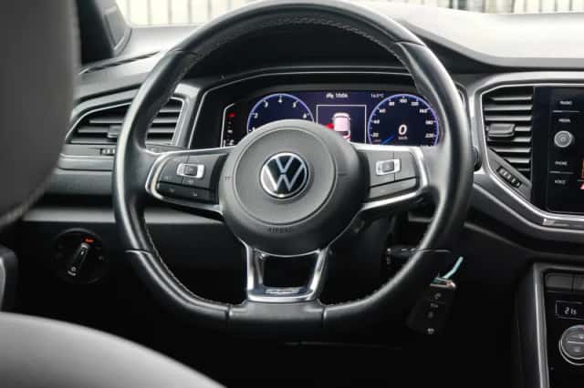 Volkswagen T-Roc (2021) thumbnail 16