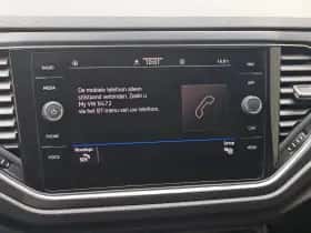 Volkswagen T-Roc (2021) thumbnail 20