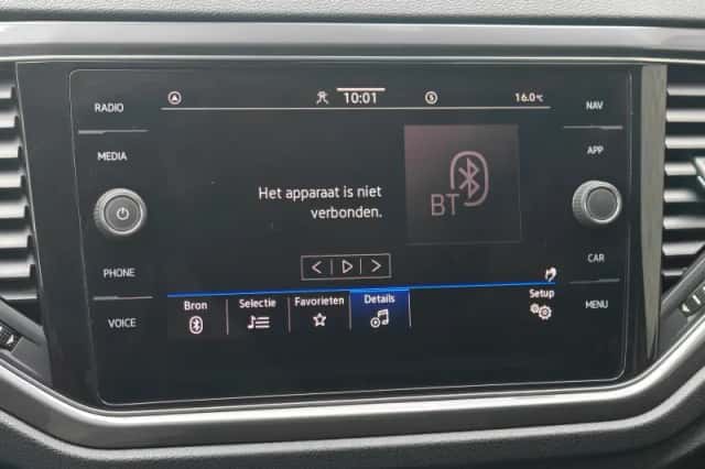 Volkswagen T-Roc (2021) thumbnail 21
