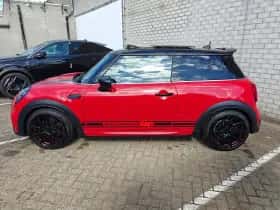 MINI Mini (2022) thumbnail 2