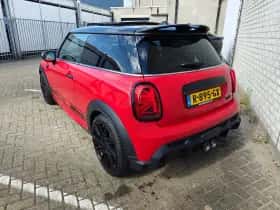 MINI Mini (2022) thumbnail 3