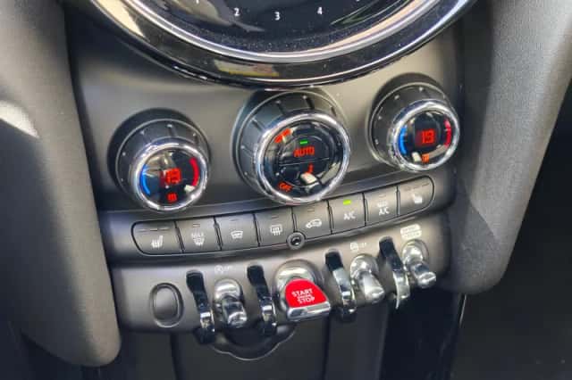 MINI Mini (2022) thumbnail 26