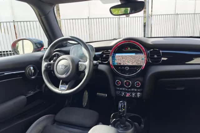 MINI Mini (2022) thumbnail 4