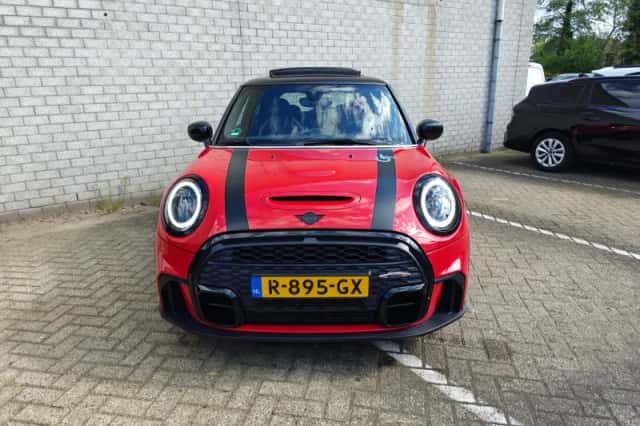 MINI Mini (2022) thumbnail 6
