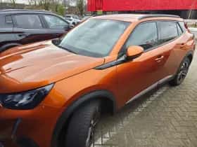 Peugeot e-2008 (2021)