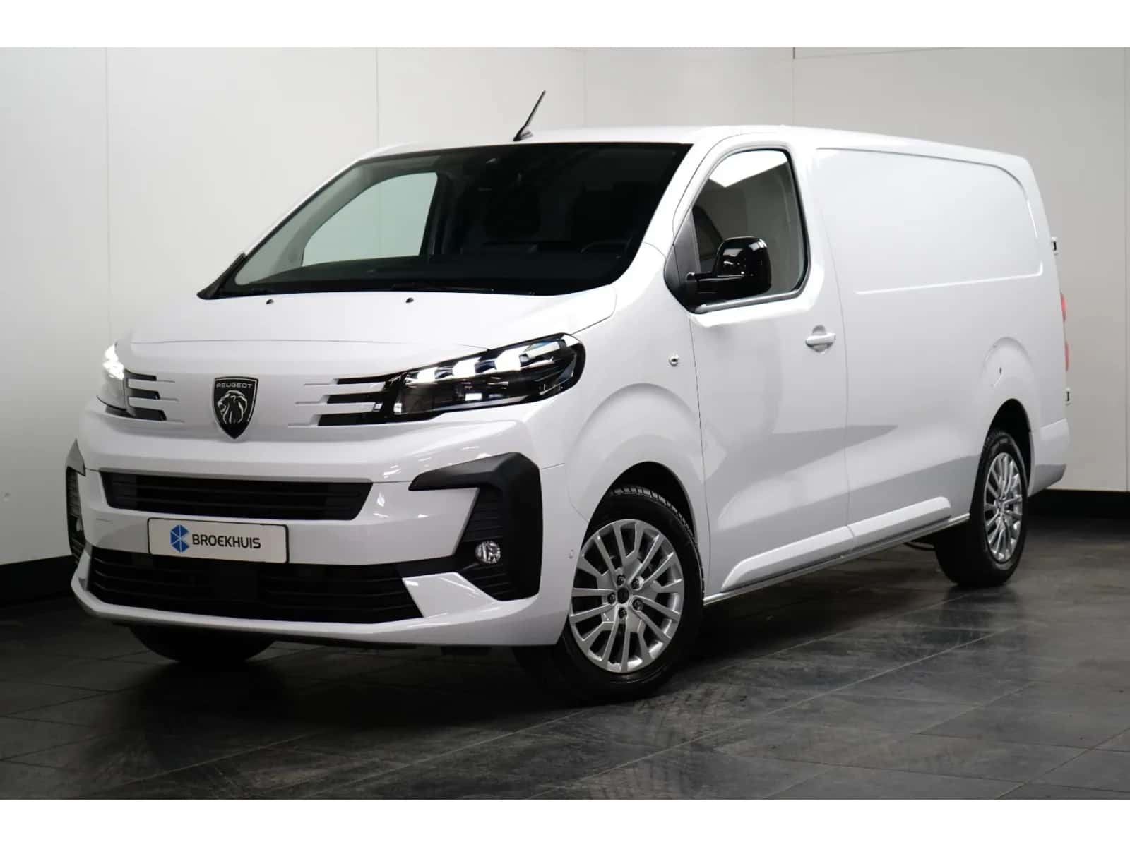 Peugeot Expert (2024) — foto 1