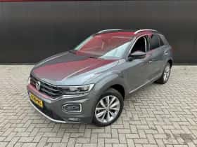 Volkswagen T-Roc (2020) thumbnail 1