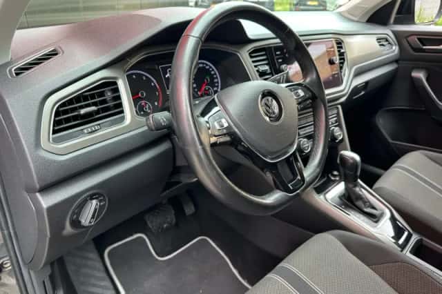 Volkswagen T-Roc (2020) thumbnail 15