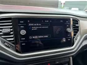 Volkswagen T-Roc (2020) thumbnail 24