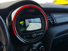 MINI Cabrio (2019) thumbnail 18