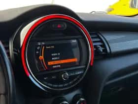 MINI Cabrio (2019) thumbnail 20