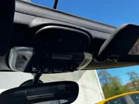 MINI Cabrio (2019) thumbnail 24