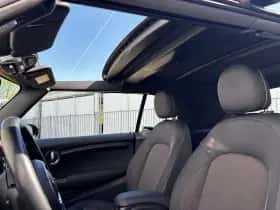 MINI Cabrio (2019) thumbnail 25