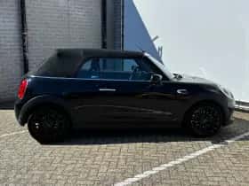 MINI Cabrio (2019) thumbnail 8