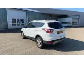 Ford Kuga (2019) thumbnail 2