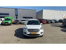 Ford Kuga (2019) thumbnail 6