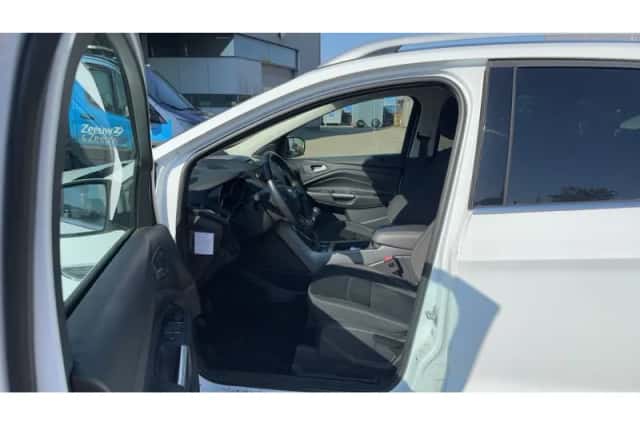 Ford Kuga (2019) thumbnail 7