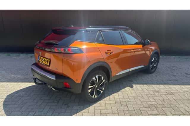 Peugeot 2008 (2021) thumbnail 6