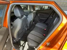 Peugeot 2008 (2021) thumbnail 6
