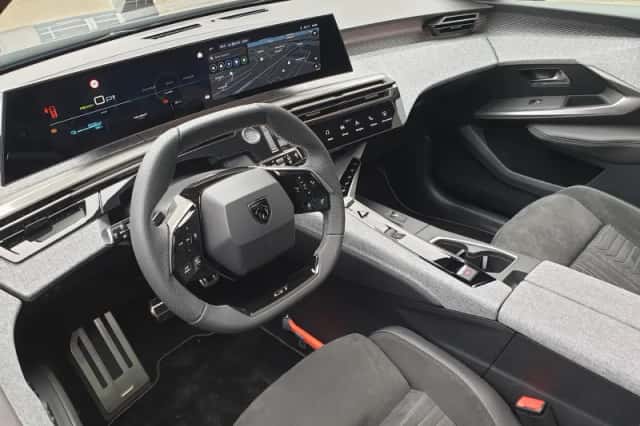 Peugeot E-5008 (2025) thumbnail 18