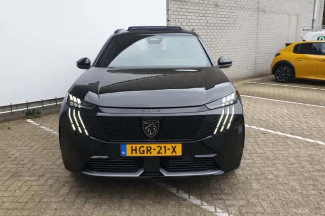 Peugeot E-5008 (2025) thumbnail 6