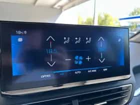 Peugeot 3008 (2021) thumbnail 20
