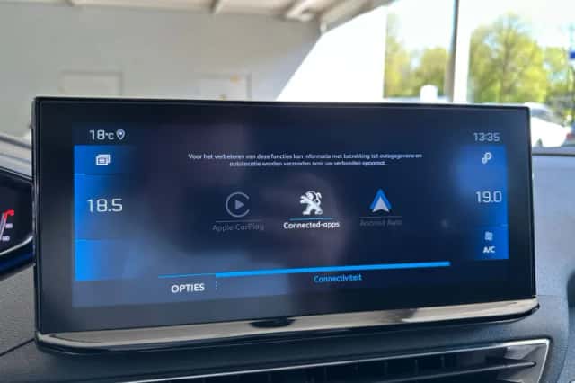 Peugeot 3008 (2021) thumbnail 28