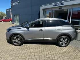 Peugeot 3008 (2021) thumbnail 5